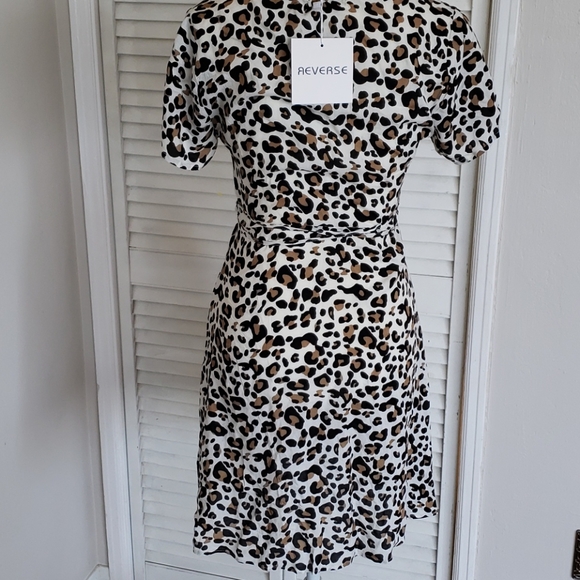 NWT Animal Print Wrap Dress, Small/Medium - Picture 6 of 11